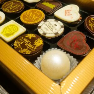 Nobelpralinerna samlingsask - 18 praliner 2006-2025